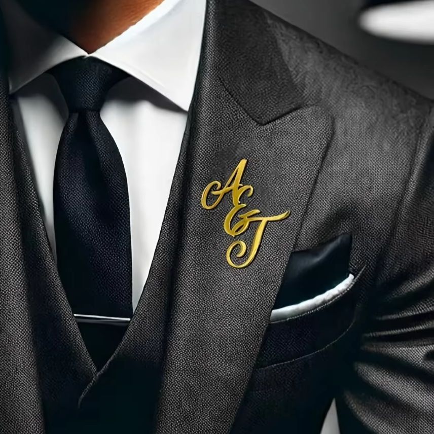 Tuxedo Lapel Pin - مخصص حرف واحد فقط الاسم الأولي