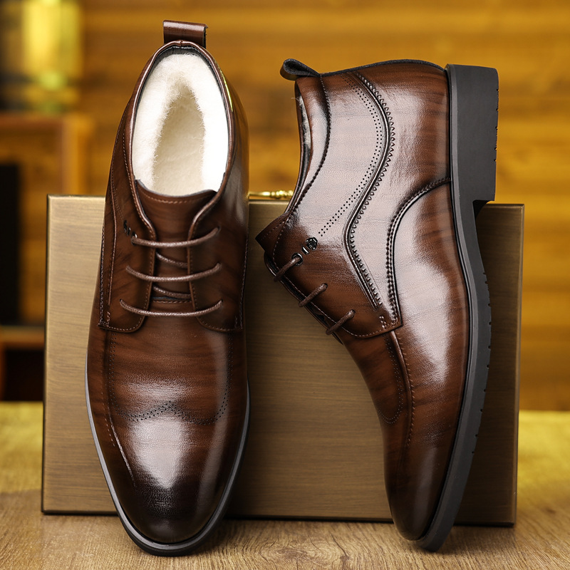 أحذية جلدية شتوية للرجال مخملي - مراجعة Men Formal Wear With Boots وسعره